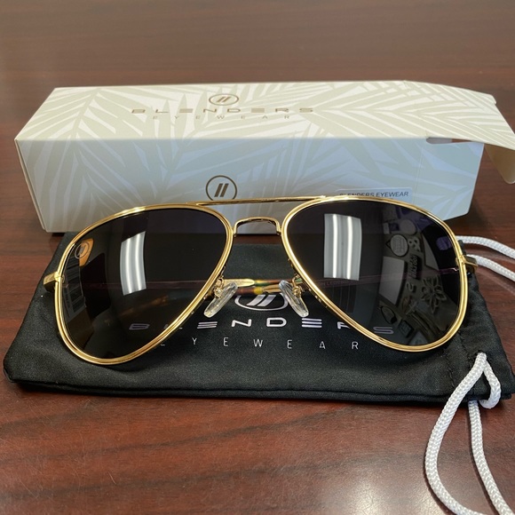 Blenders Eyewear Aviator Sunglasses - Picture 2 of 2